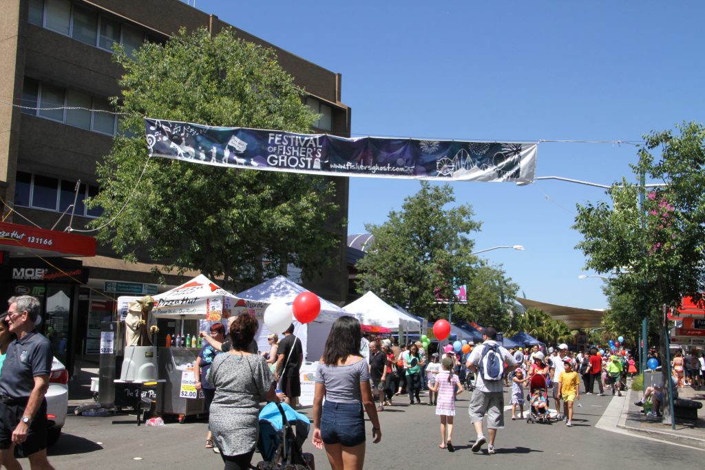 Street fair along Campbelltown Queen St during the Fishers Ghost Festival