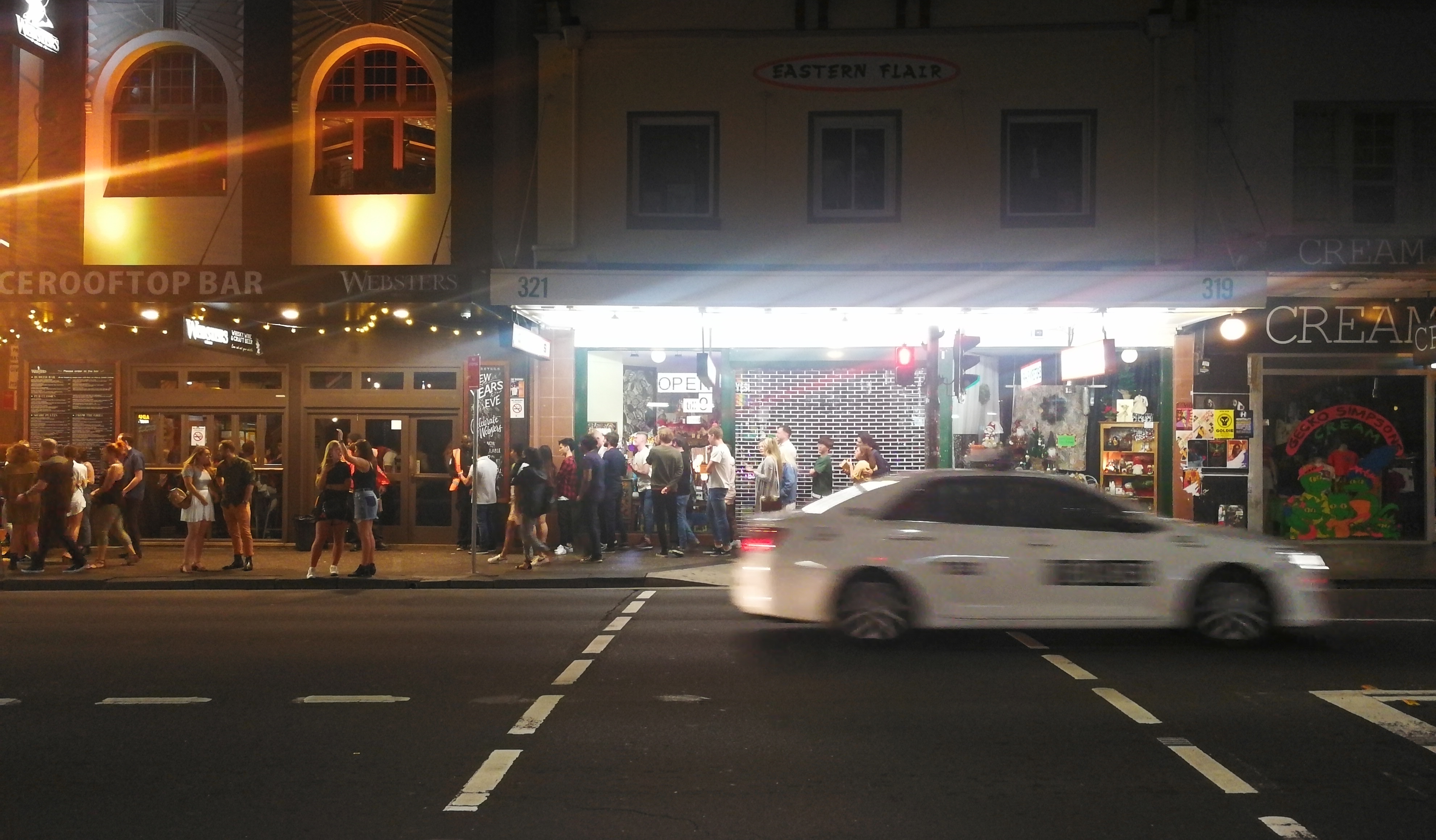 A line accumulates outside Webster's Bar in Newtown. Image: Christopher Kelly