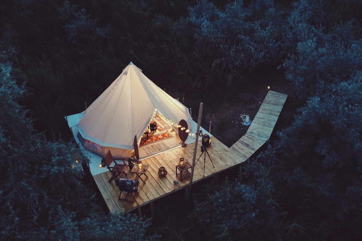 Glamping tent. Photographed by Moise Sebastian. Image via Shutterstock