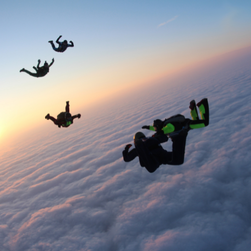 <strong>Sky Diving</strong>