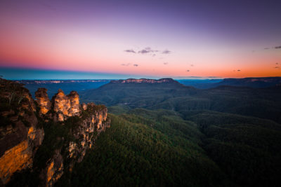 The Weekender Travel Guide to Blue Mountains, New South Wales. Photographed by structuresxx. Image via Shutterstock.