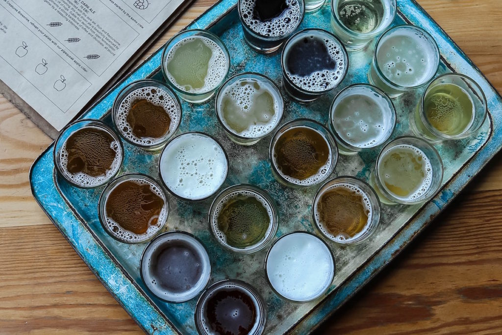 Beer tasting pallet. Image by Amanda Klamrowski via Pexels.
