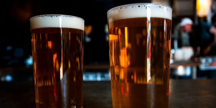 The 6 Best Craft Beer Breweries in Tasmania 2022. Hobart Brewing Co. Photographed by Dale Baldwin. Image via Tourism Tasmania.