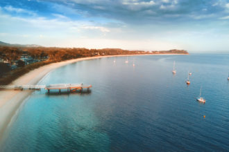 The Weekender Travel Guide to Port Stephens, New South Wales. Shoal Bay, Port Stephens. Image by Leah-Anne Thompson via Shutterstock.