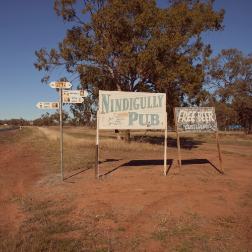 <strong>Nindigully Pub</strong>