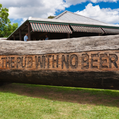 <strong>The Pub with No Beer Hotel</strong>