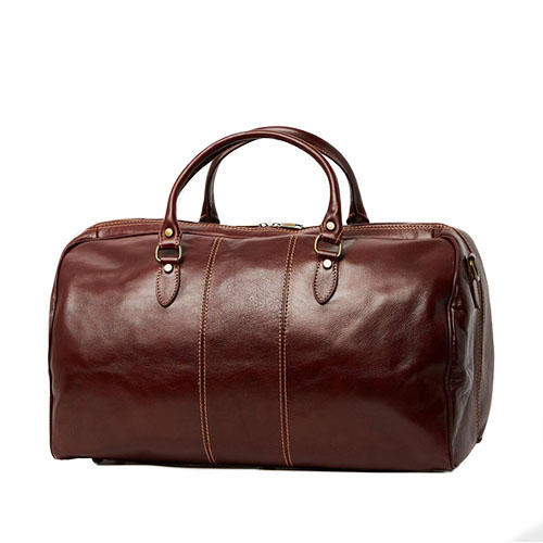 R.M. Williams: Leather Duffle Bag