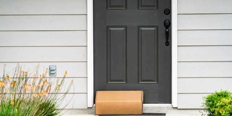 The 10 Best Australian Made Subscription Boxes for Men. Photographed by Azlan Stock. Image via Shutterstock.