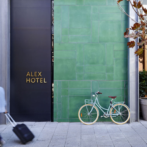 <strong>Alex Hotel</strong>