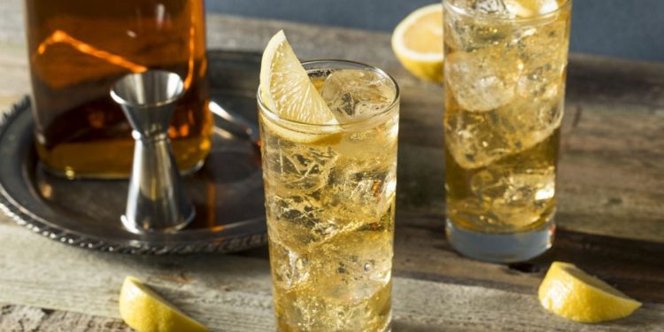 Whisky and soda cocktail. Photographed by Brent Hofacker. Image via Shutterstock.