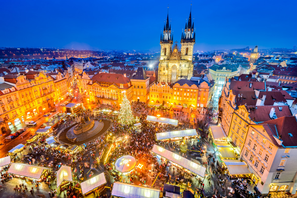 Old Town Square Christmas Markets, Prague. Image: cge2010 / Shutterstock