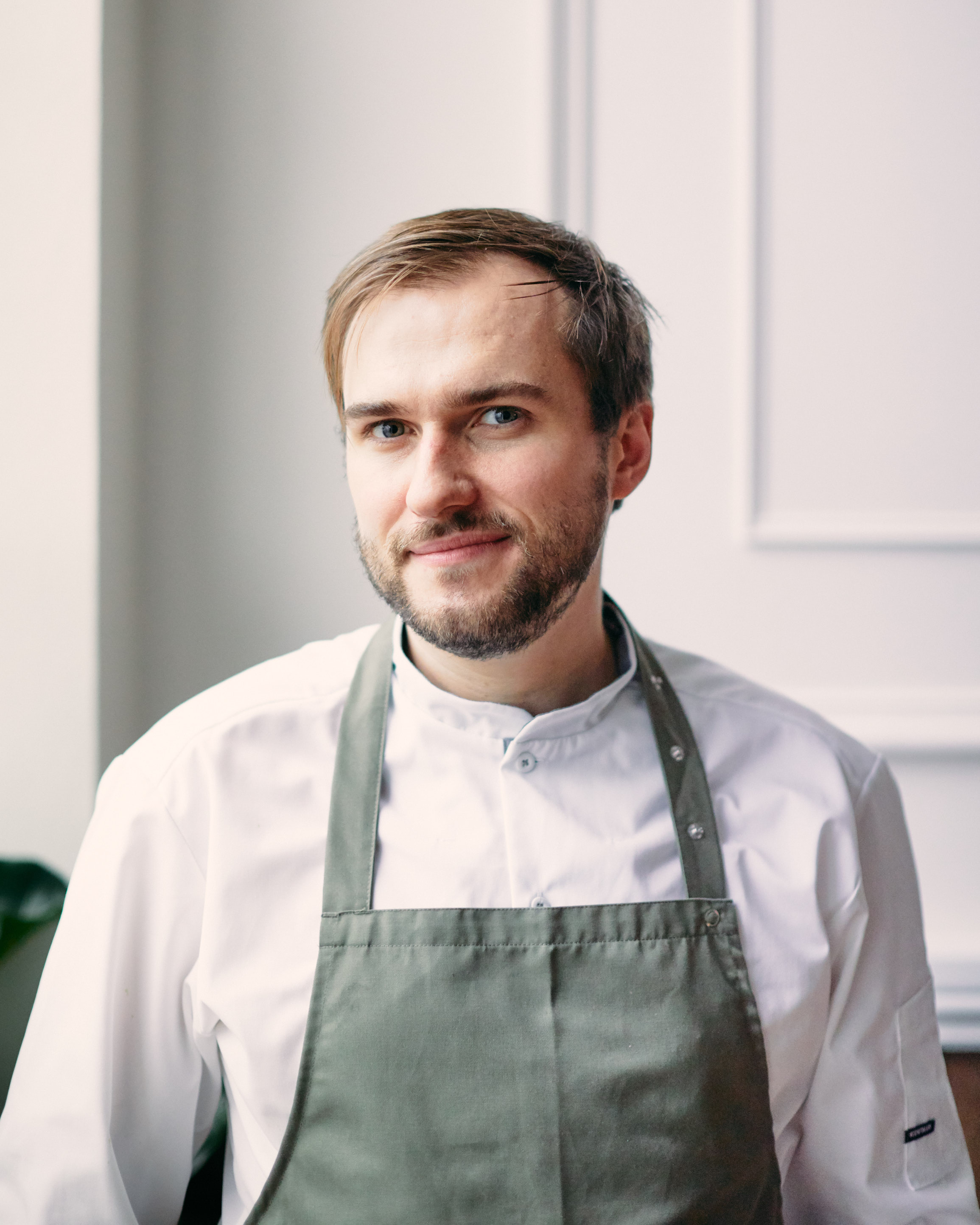 Omnia Bistro & Bar Chef Stephen Nairn. Photographed by Harvard Wang. Image supplied