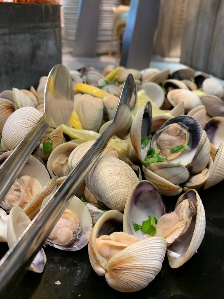 Muscles from the FEAST seafood buffet. Image via Rebecca Cherote for Hunter and Bligh.
