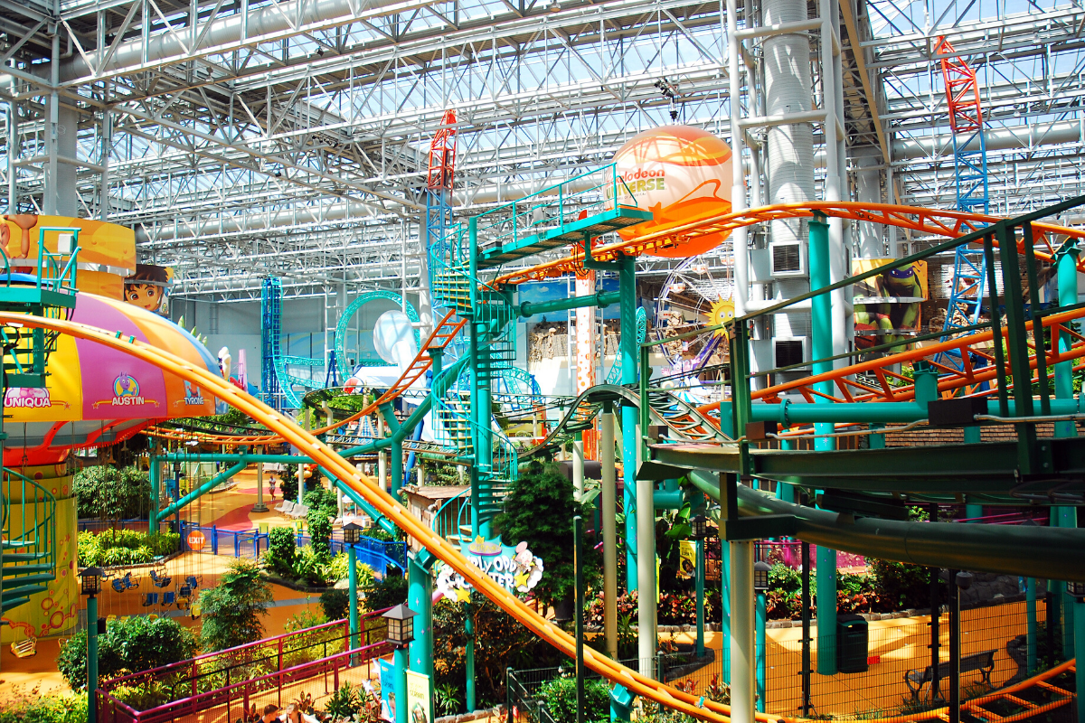 Mall of America Minneapolis, Minnesota, USA. Image via Shutterstock.