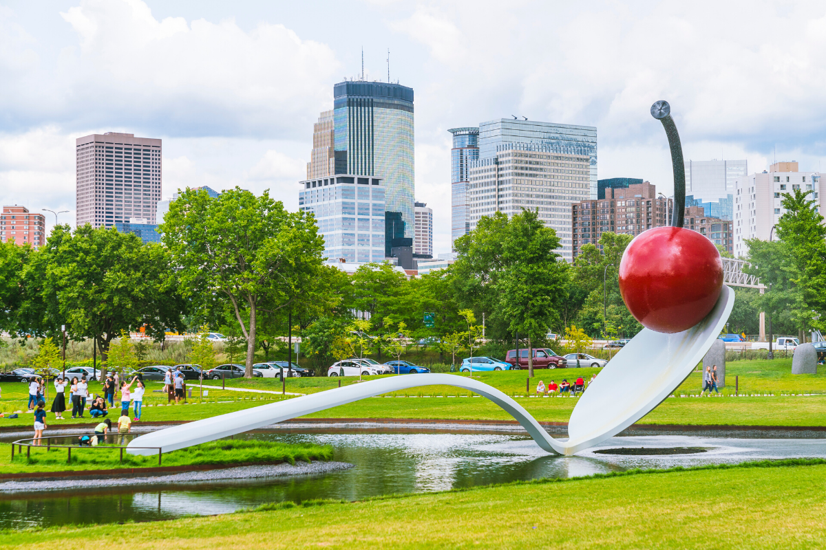 Minneapolis Sculpture Garden, Minneapolis, Minnesota, USA. Image via Shutterstock.