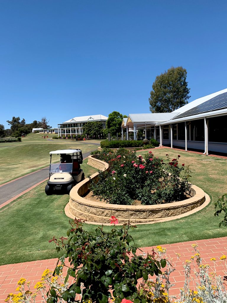 Yarrawonga Mulwala Golf Club Resort. Image via Rebecca Cherote for Hunter and Bligh