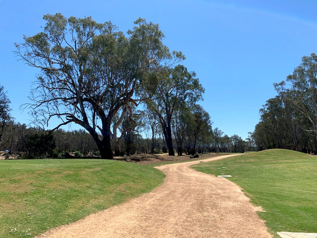 Yarrawonga Mulwala Golf Club Resort. Image via Rebecca Cherote for Hunter and Bligh