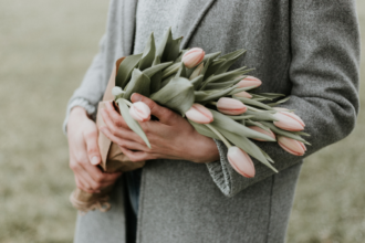 Mother's Day Gift Guide Top 10 Ideas for 2021. Photographed by Priscilla Du Preez. Image via Unsplash.