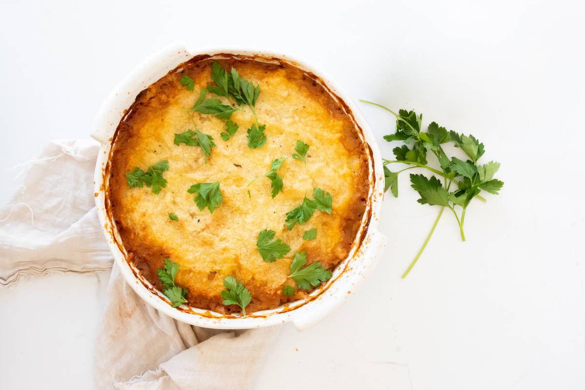 Leah Itsines' Vegetarian Chickpea Shepherd's Pie Recipe. Image supplied