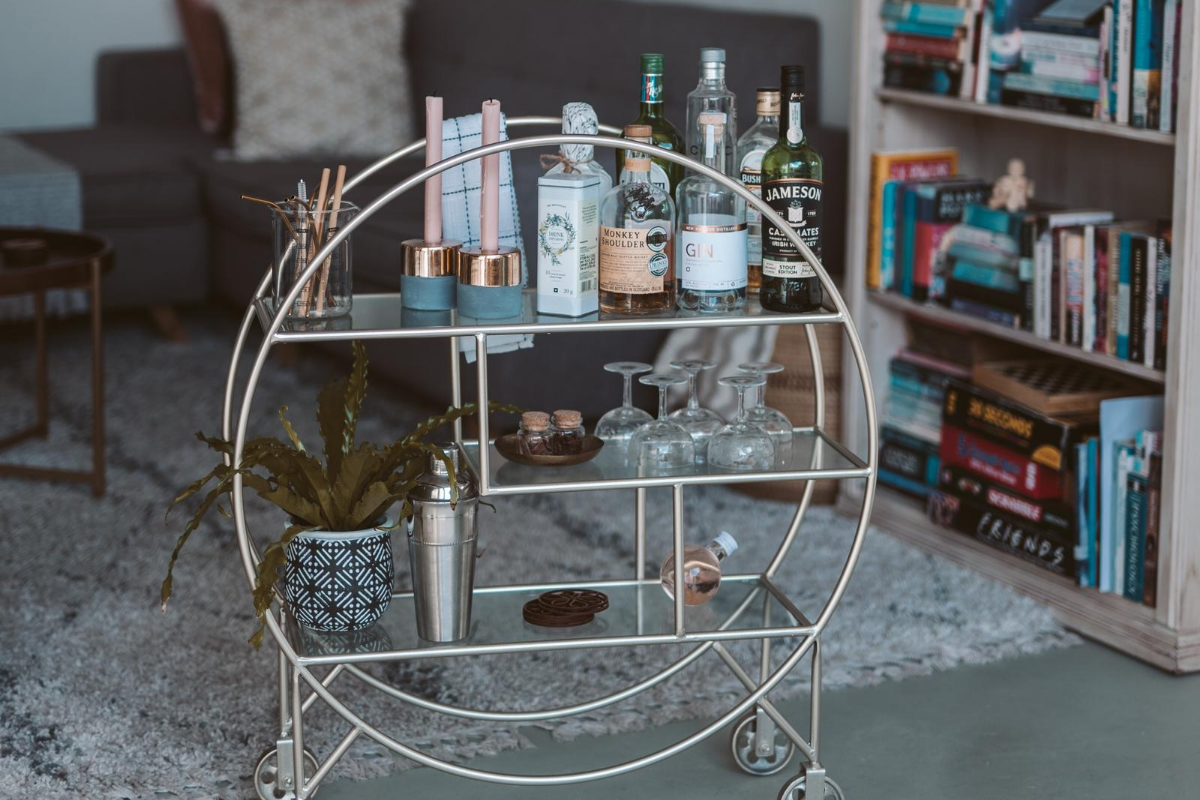 Bar Cart. Image by Taryn Elliot via Pexels.