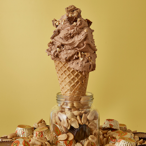 Peanut Butter Cup Made With Reese’s. Gelatissimo Australia New Limited Edition Flavours of the USA Range. Image supplied
