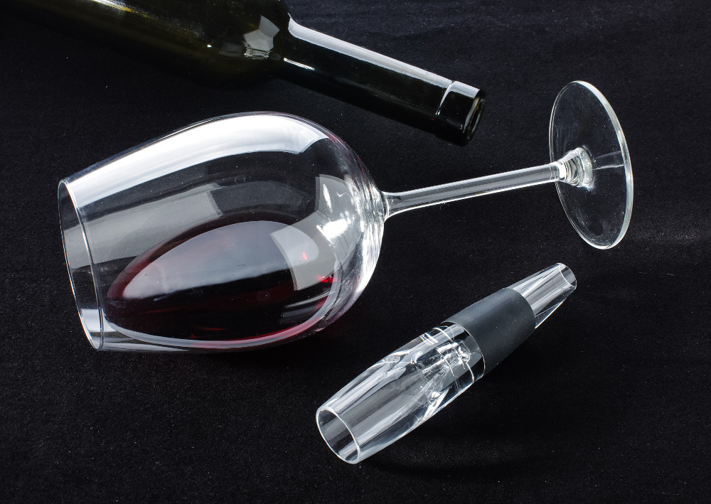 Red wine bottle stopper. Photographed by Audrius Merfeldas. Sourced via Shutterstock