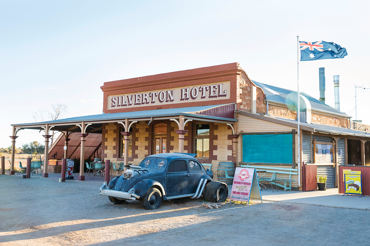 Silverton Hotel. Image via Destination NSW