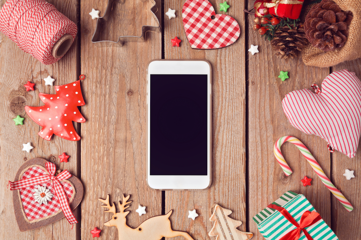 7 Best IOS and Android Apps You Need For Christmas 2020. Photographed by Maglara. Image via Shutterstock