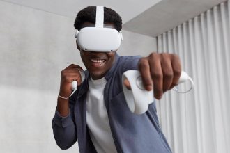 Oculus Quest. Photographed by Cynthia Aquino. Image via Shutterstock