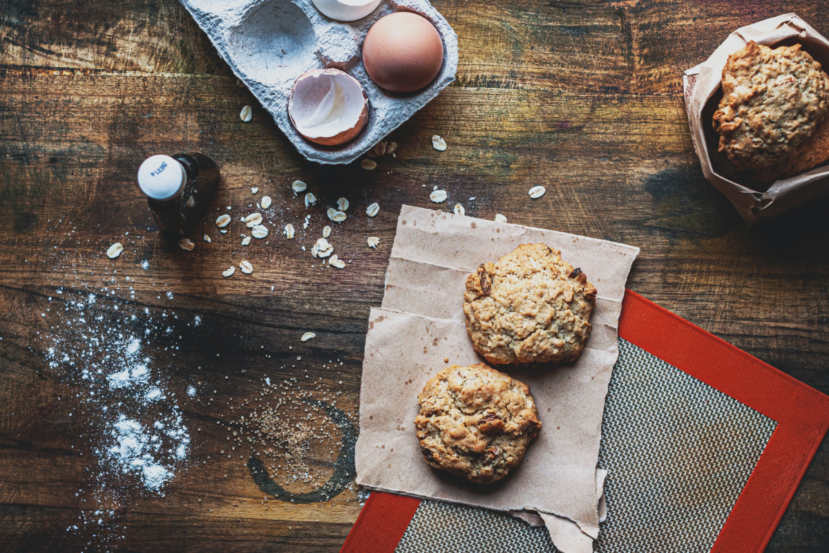 Five Simple Dessert Recipes to Cure your Sweet Tooth During Lockdown. Photographed by Anshu A. Image via Unsplash.