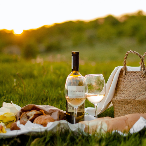 Set Up A Picnic