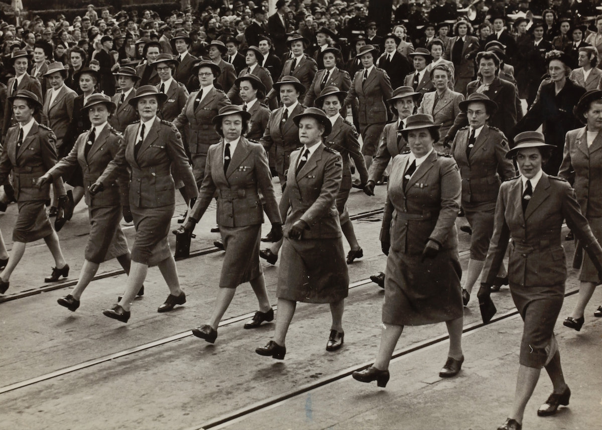 Nurses from 7th Australian General Hospital marching in 1942. Image by Museums Victoria via Unsplash.