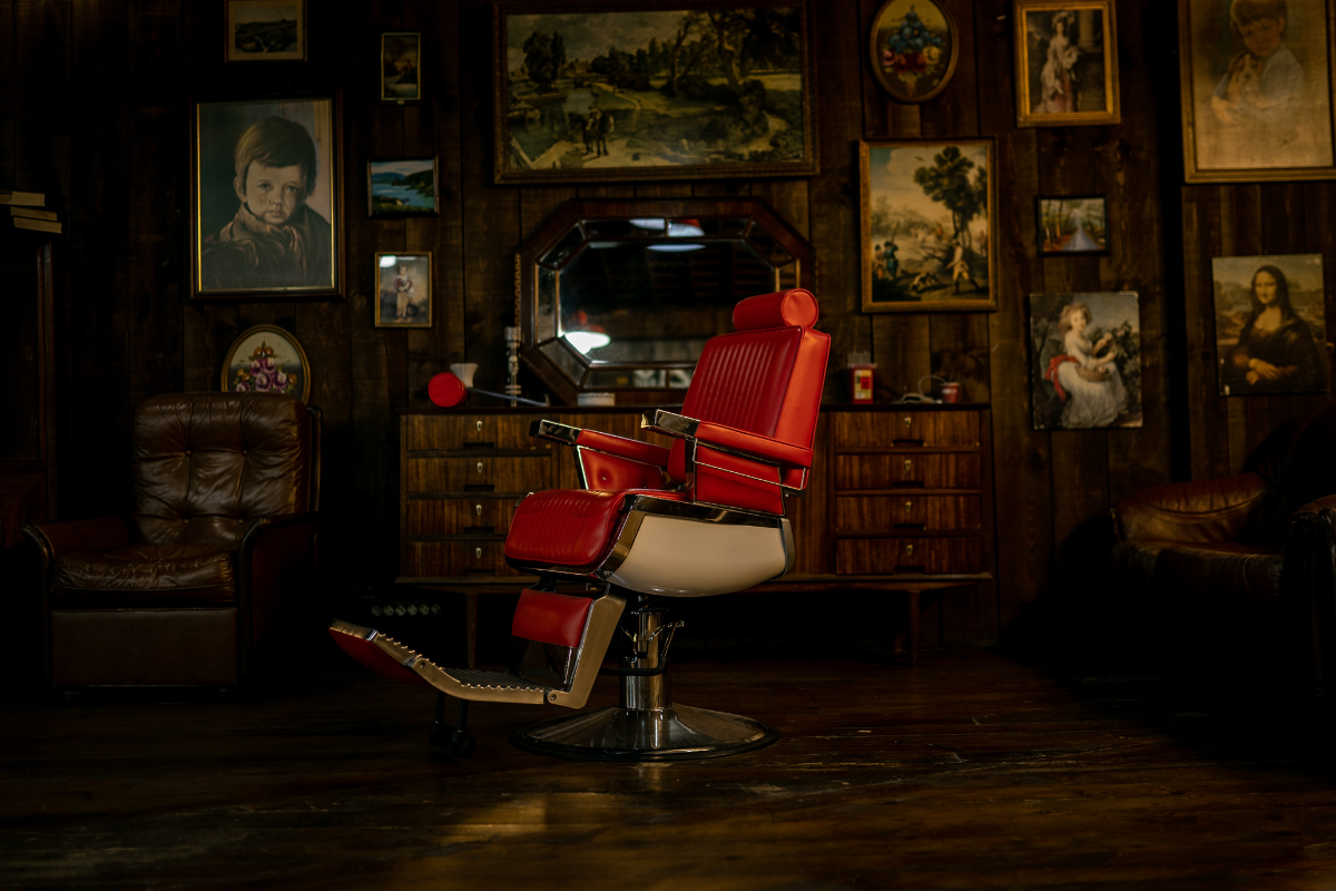 The 10 Best Men’s Barbershop Experiences in Perth. Photographed by André Reis. Image via Unsplash.