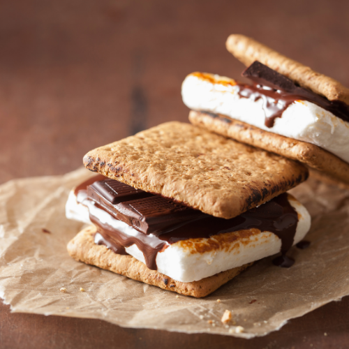 <strong>9.</strong> Make chocolate S’mores