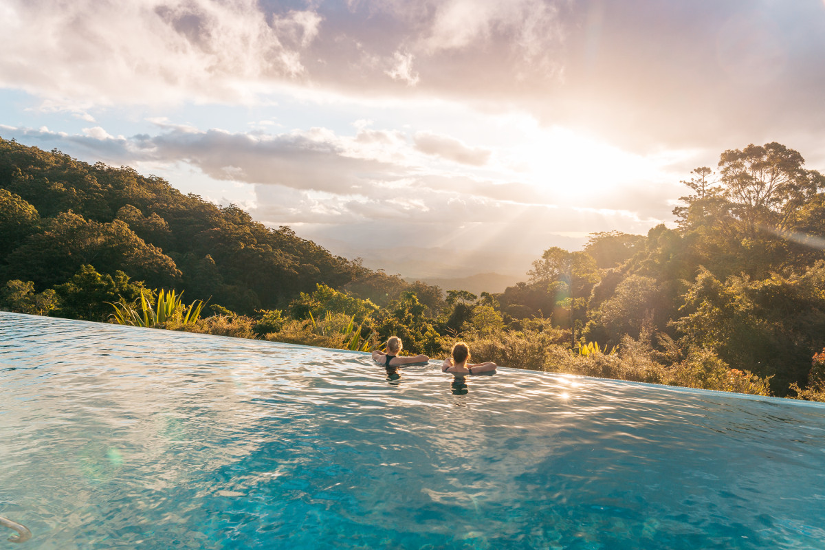 O'reilly Rainforest Retreat. Photographed by Jesse Lindemann. Image via Tourism and Events Queensland