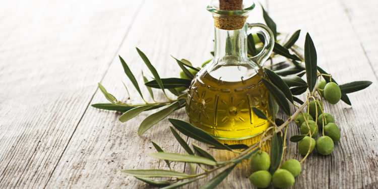 Australia's Guinness World Records Virtual Olive Oil Tasting Event. Photographed by Dusan Zidar. Image via Shutterstock.