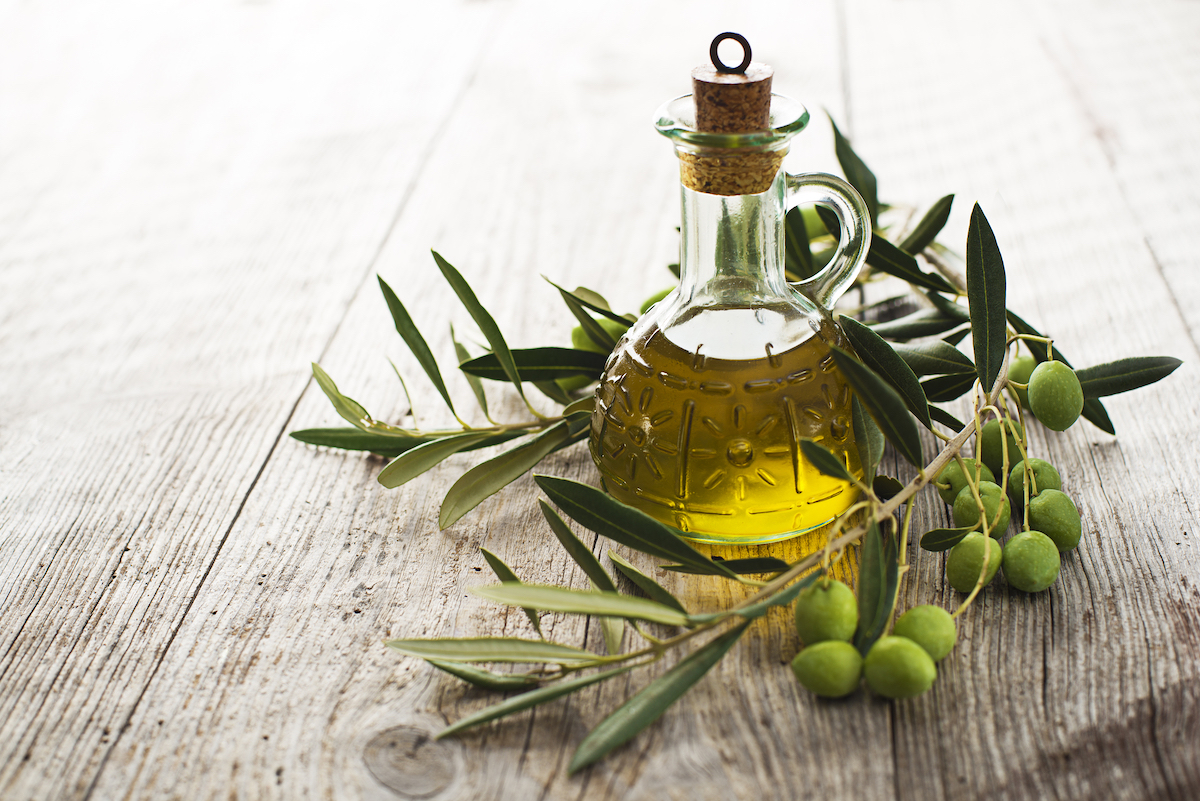 Australia's Guinness World Records Virtual Olive Oil Tasting Event. Photographed by Dusan Zidar. Image via Shutterstock.