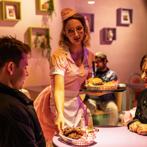 <strong>Karen's Diner</strong>