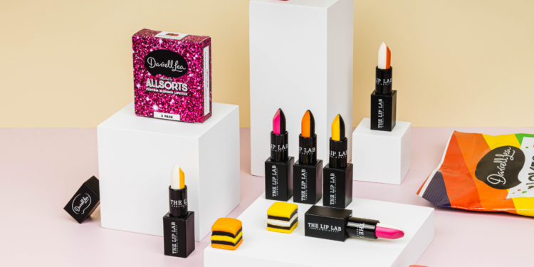 Darrell Lea Releases Liquorice Inspired Makeup for Mardi Gras 2022. Image supplied.