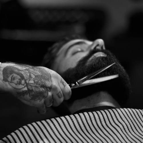 <strong>Blade & Barrel Barbers</strong>