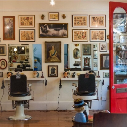 <strong>The Happy Sailors Barbershop</strong>