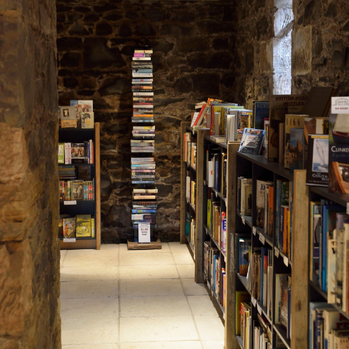 <strong>The Book Cellar</strong>