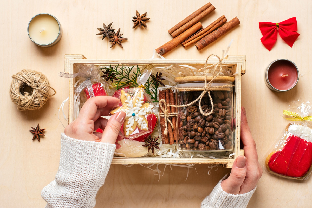 Seasonal gift. Photography by Marina Rich. Image via Shutterstock