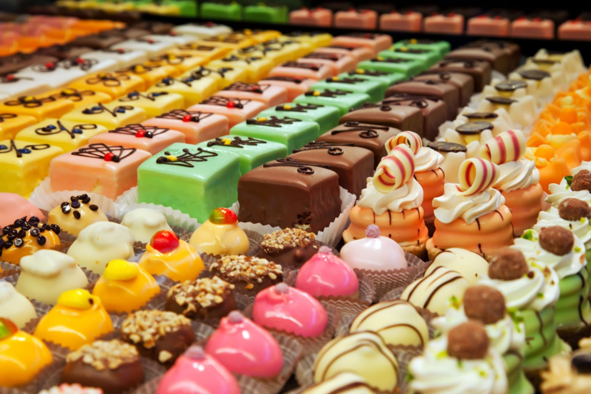 Selection of cakes. Photography by ariadna de raadt. Image via Shutterstock