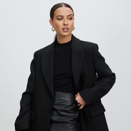<strong>Minima Esenciales</strong> Fable Oversized Blazer