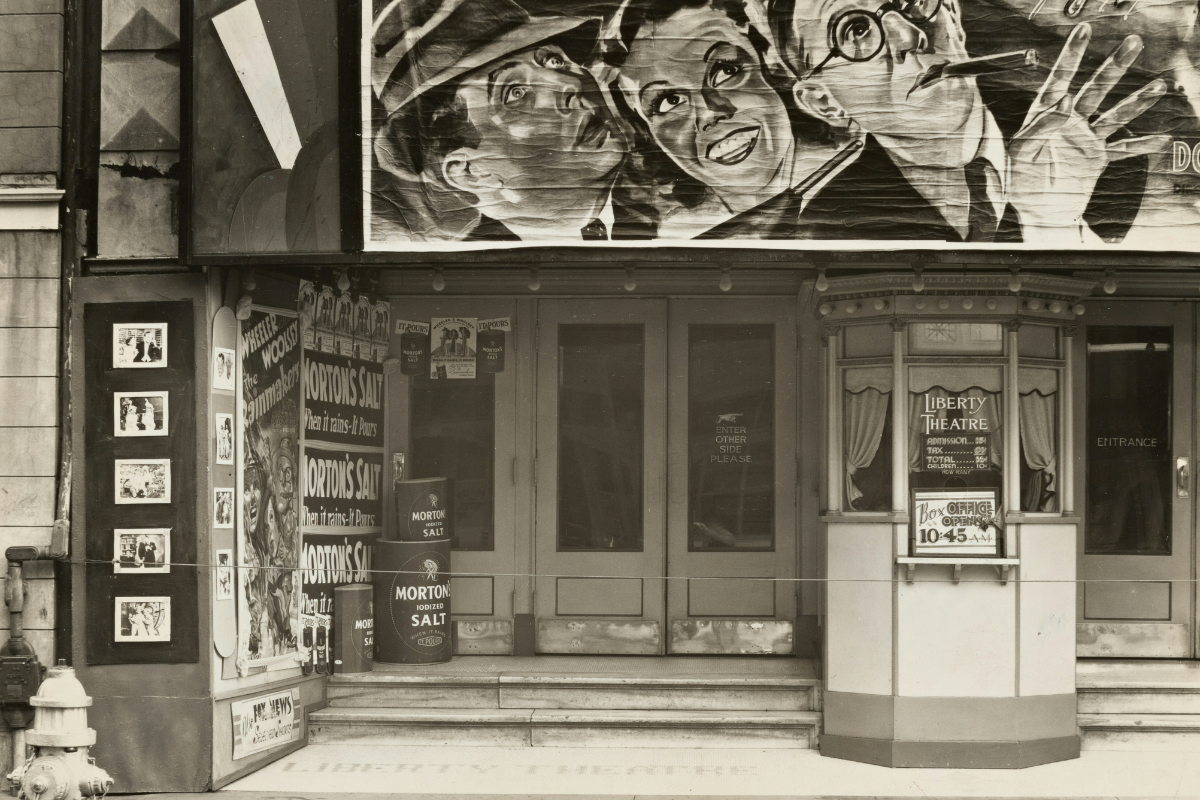Old cinema in New York. Photography by The New York Public Library. Image via Unsplash