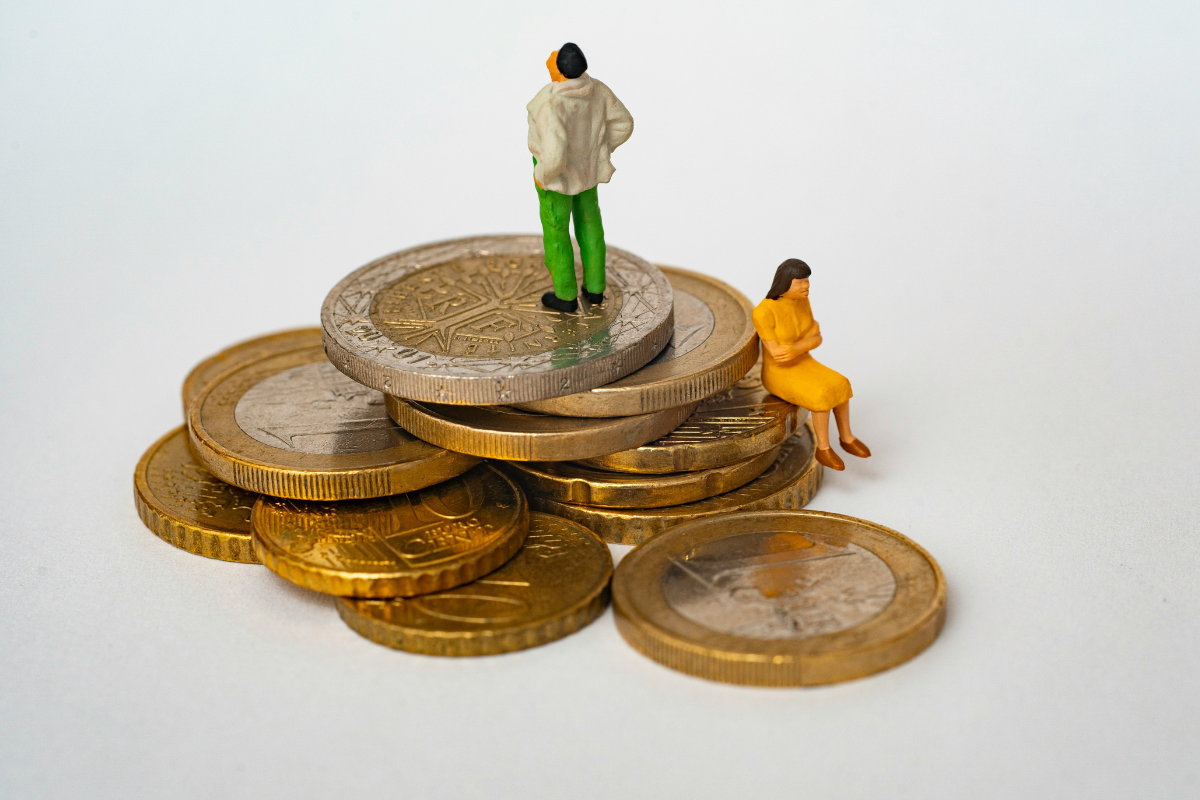 6 Financial Things to Think about Money and Getting Divorced. Photographed by Mathieu Stern. Image via Unsplash.