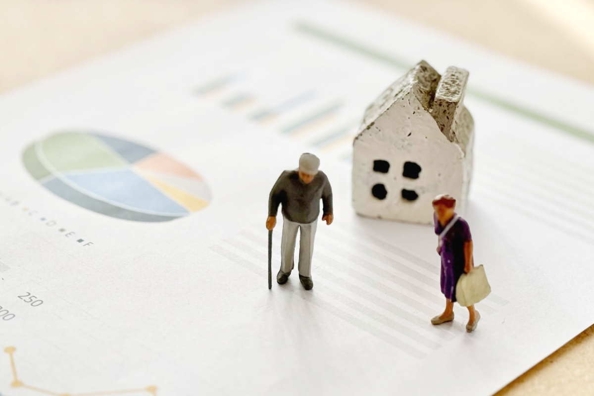 Top 3 Things to Know When Leaving Your Kids an Early Inheritance. Photography by candy candy via Shutterstock