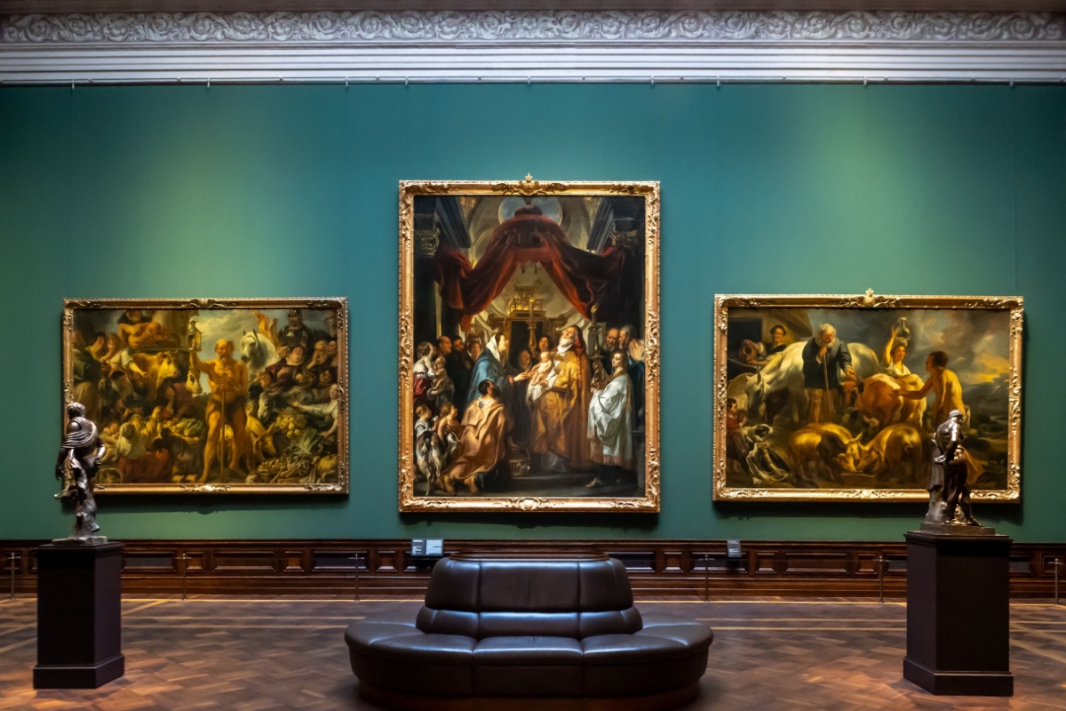 Best European Art Galleries and Museums. Photography by Nowaczyk via Shutterstock