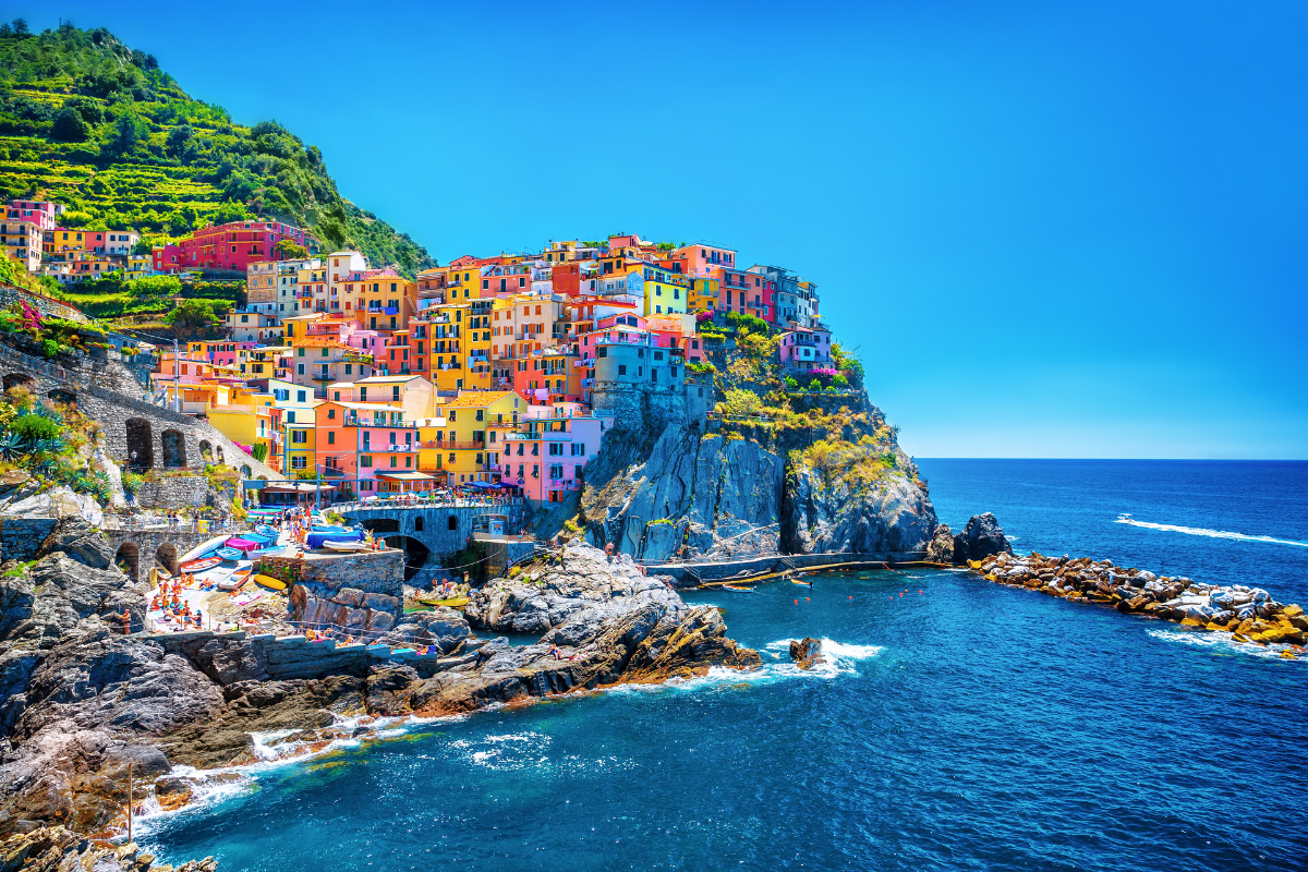 Cinque Terre Coastline, Italy. Photography by Anna Om via Shutterstock
